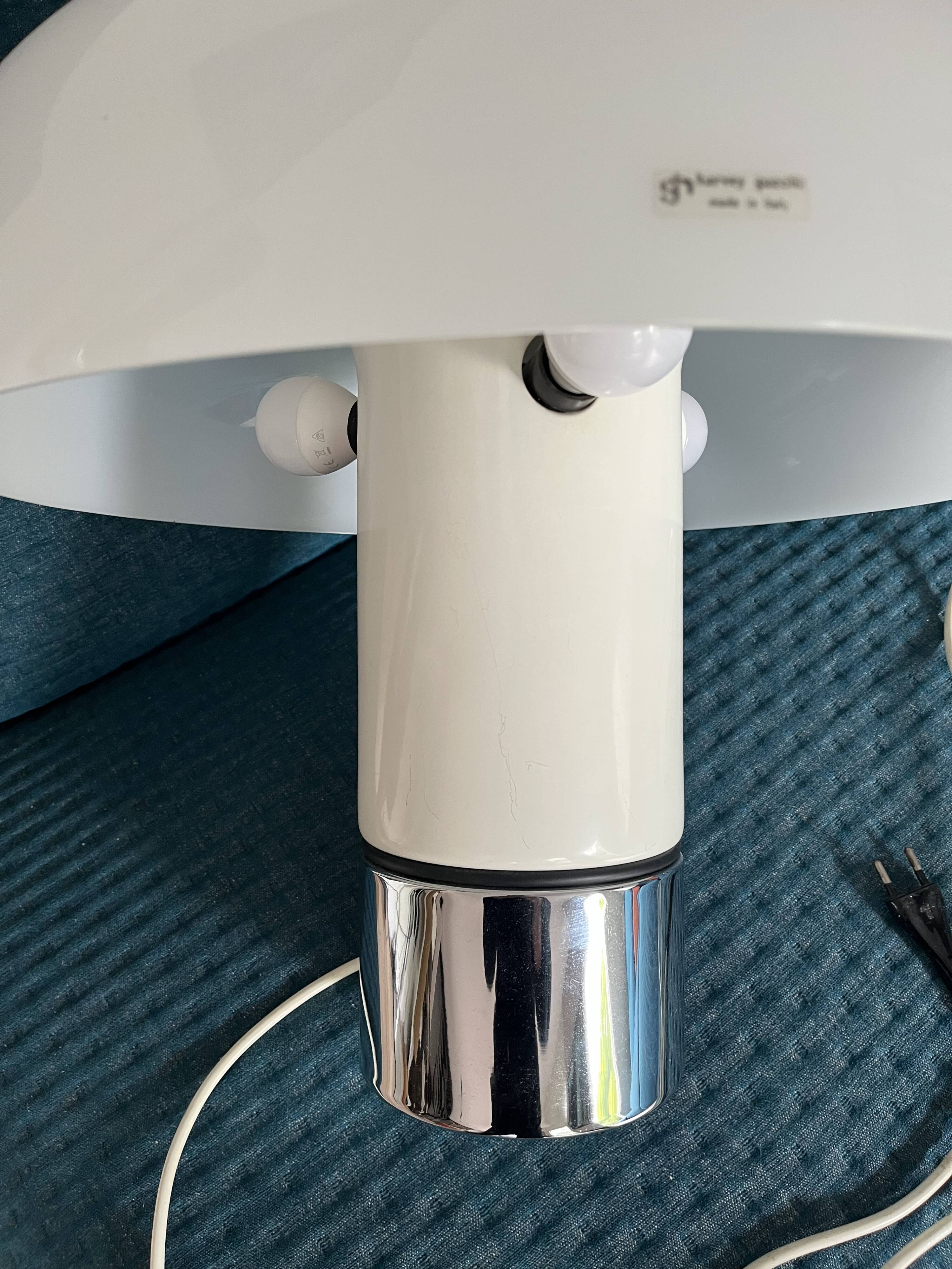 guzzini lamp by louigi massoni 1972