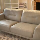 Leather sofa Roche Bobois pearl grey