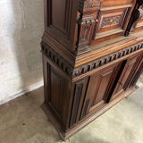 Small Renaissance-style buffet in walnut, 19th century.