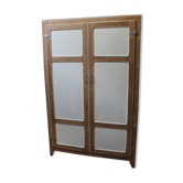 Armoire parisienne blanche