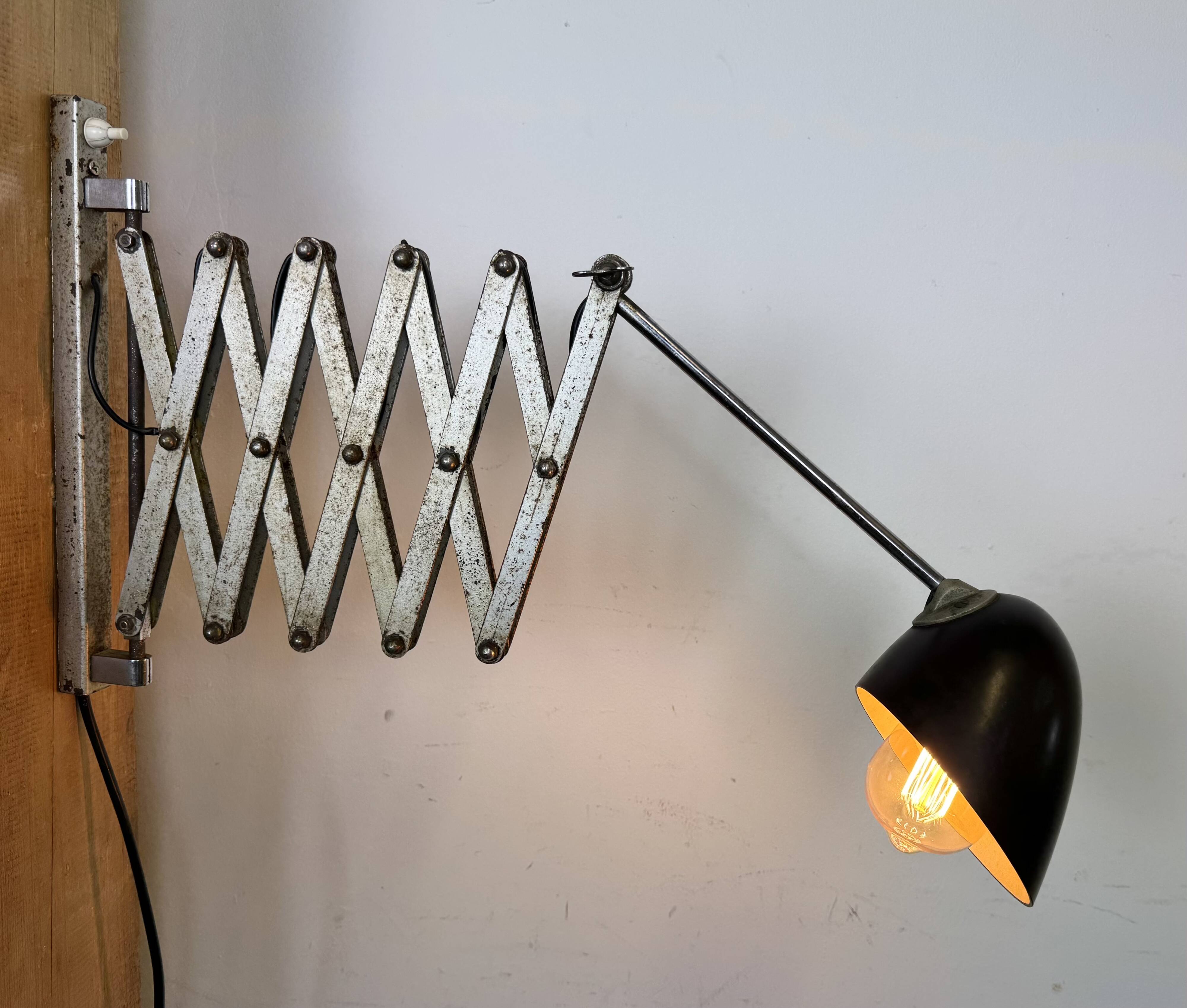 Industrial Midcentury Scissor Wall Lamp, 1950s