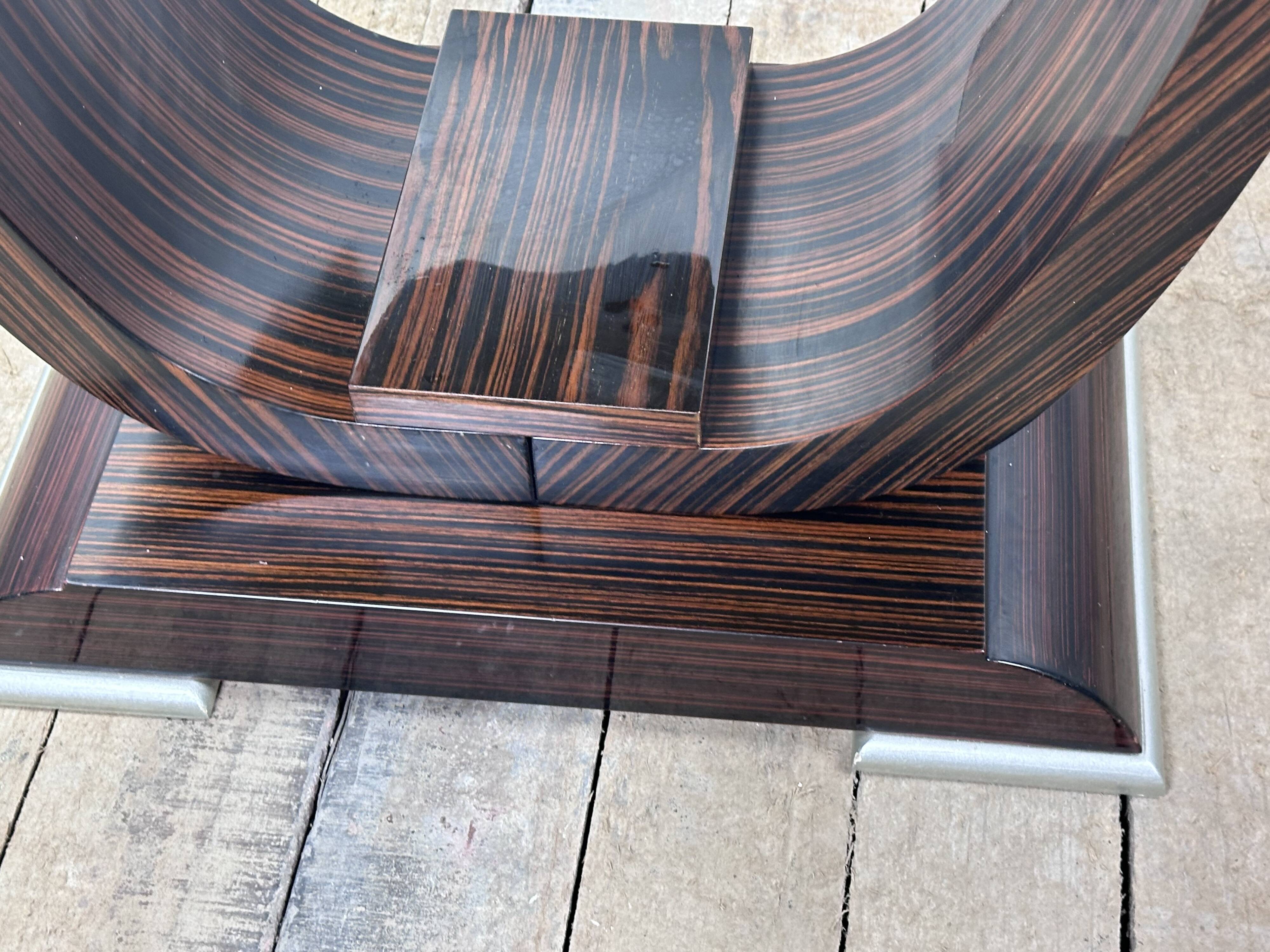 Art Deco period side table in Macassar ebony, 1930