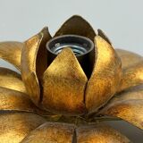Wall sconce in brass