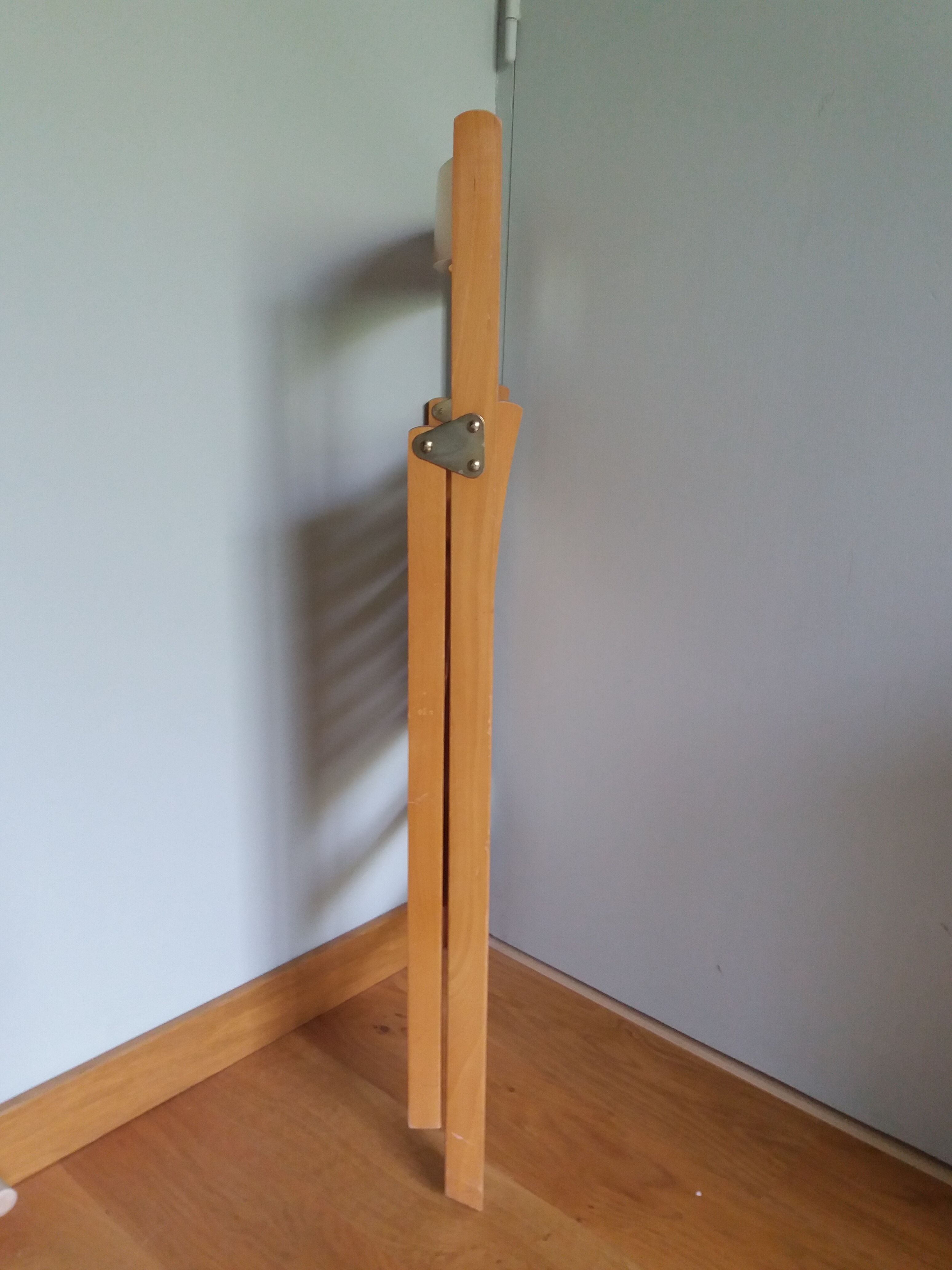 Wooden folding chair