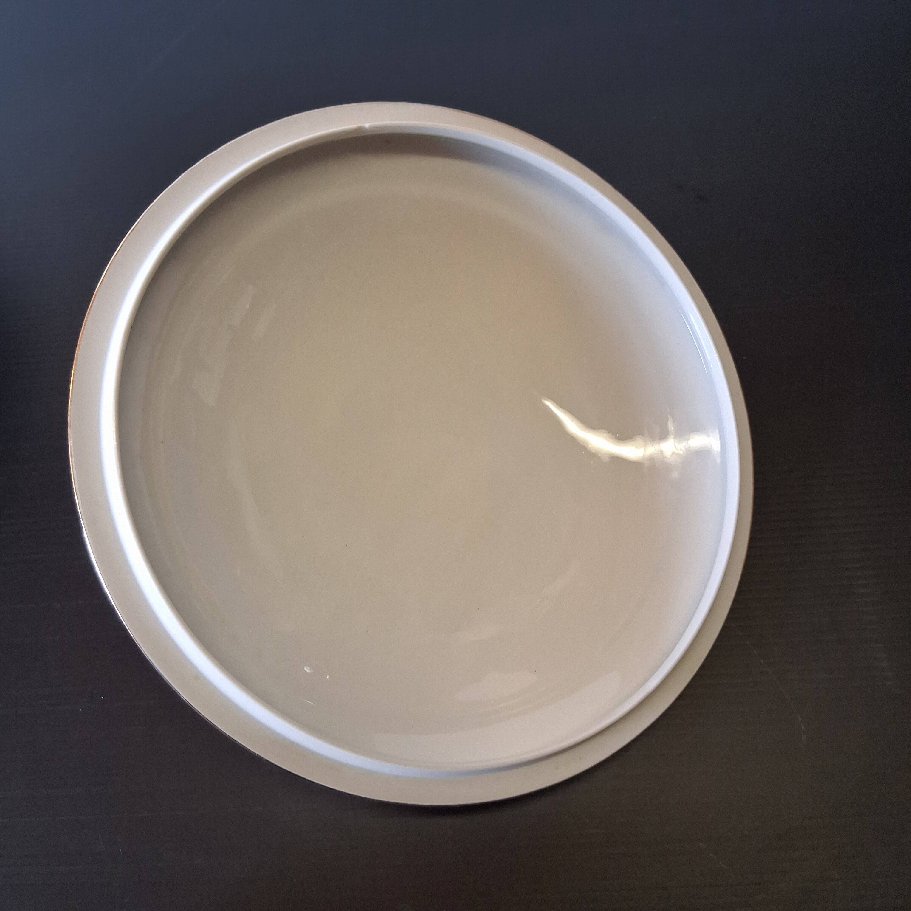 Soupière en porcelaine de chez Chastagner et Cie en très état
