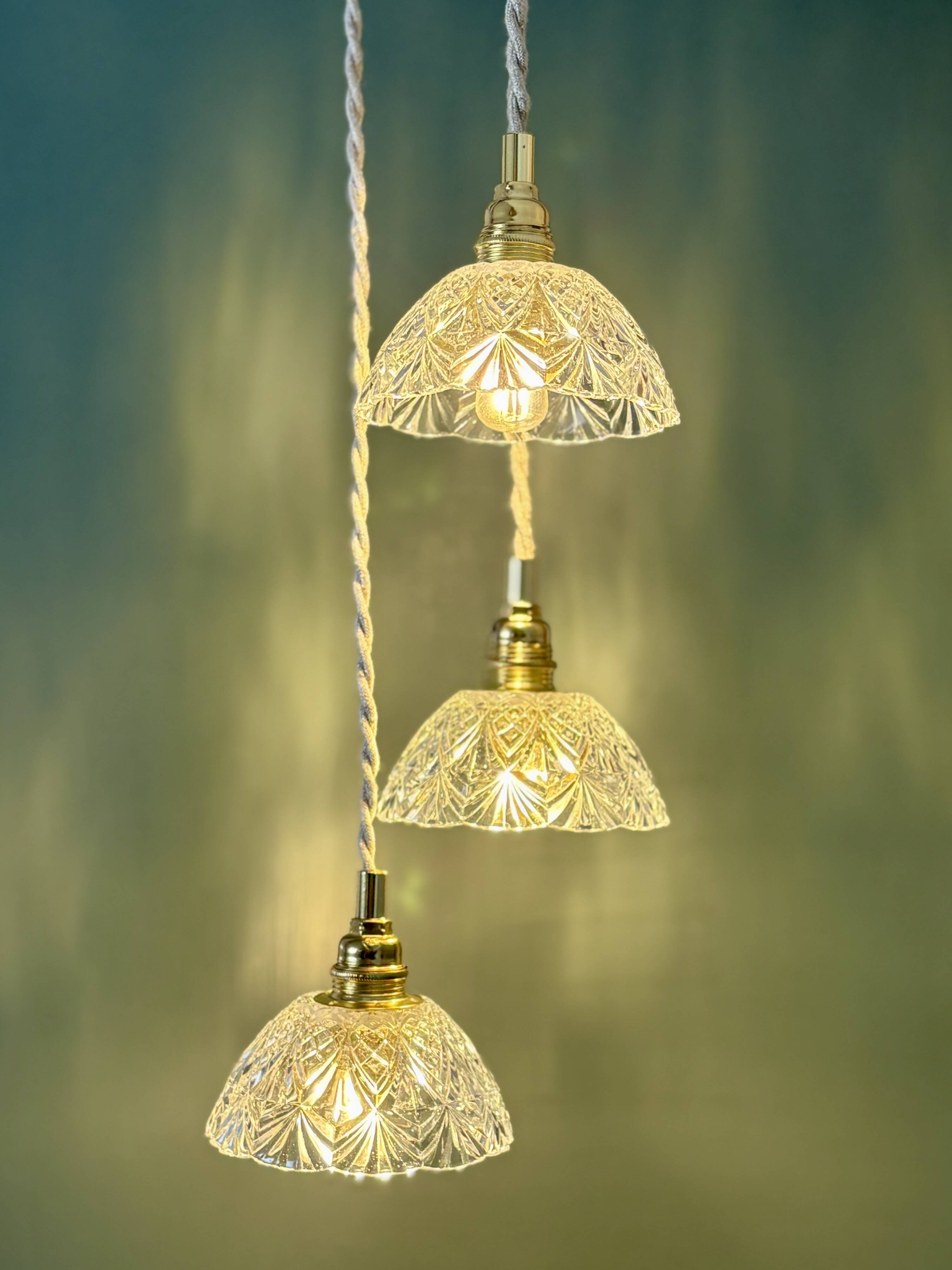 Vintage triple suspension lampshade in cut glass - tableware collection