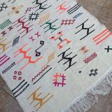 Moroccan Berber rug in hand-woven wool