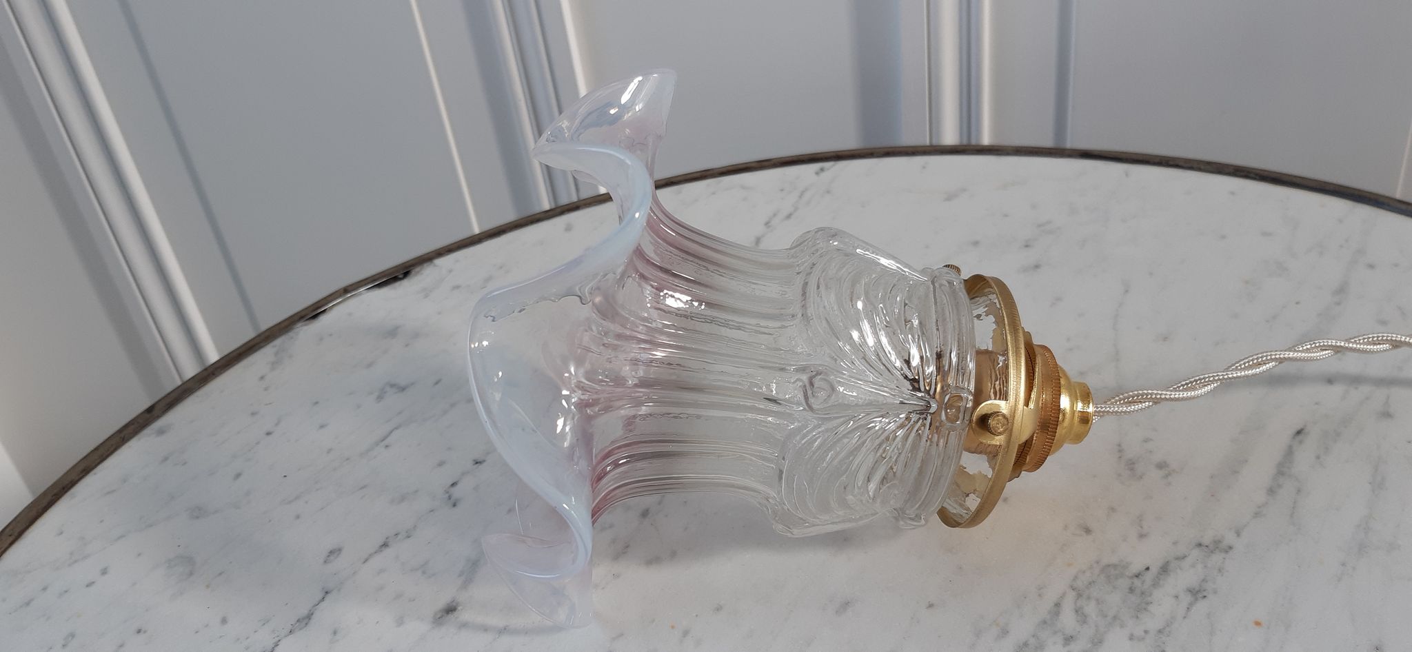 Suspension lampe tulipe ancienne début XXème