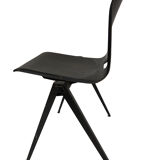 Pagholz Galvanitas S22 stackable school chair