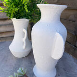 Paire de vases blancs