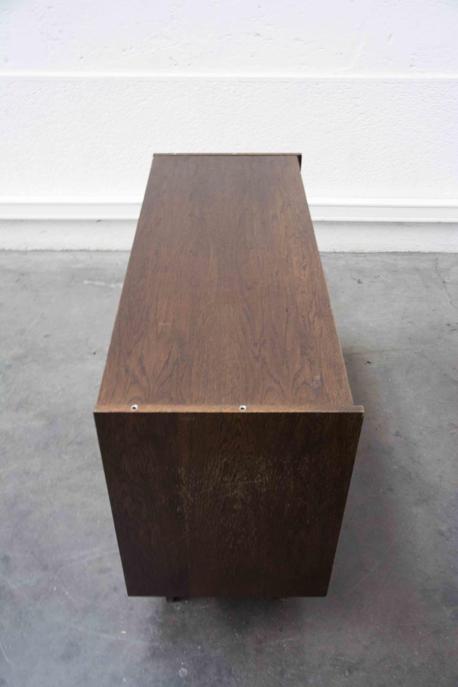 Jiroutek sliding door buffet