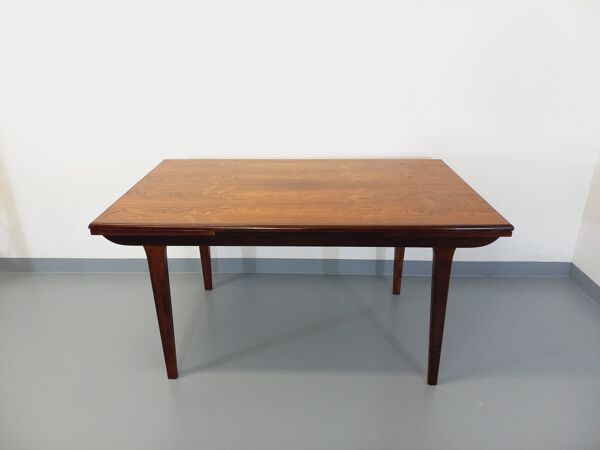 Table à manger style scandinave vintage des années 50 60 en palissandre avec rallonges