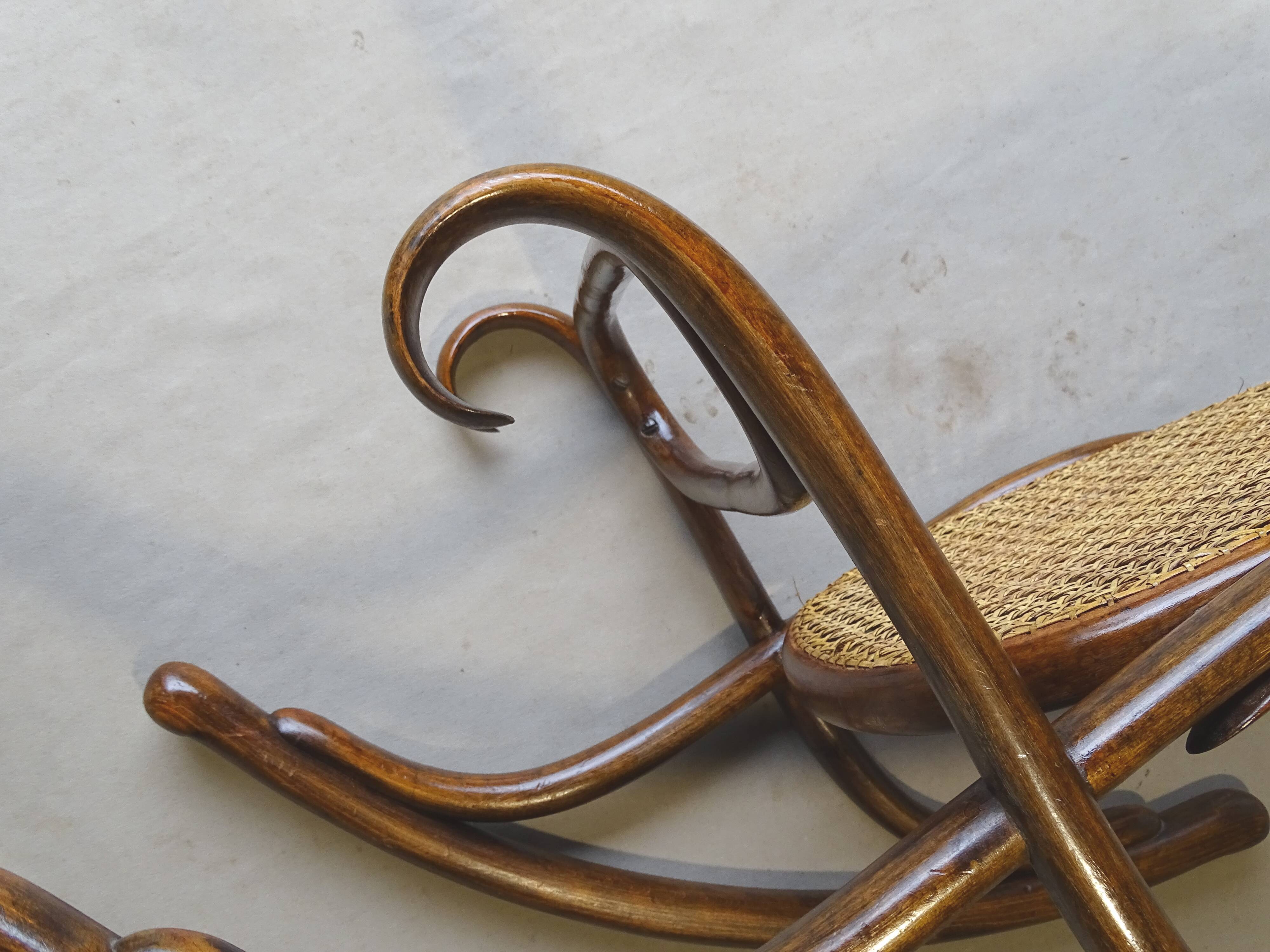 Footrest Thonet 1900, canned