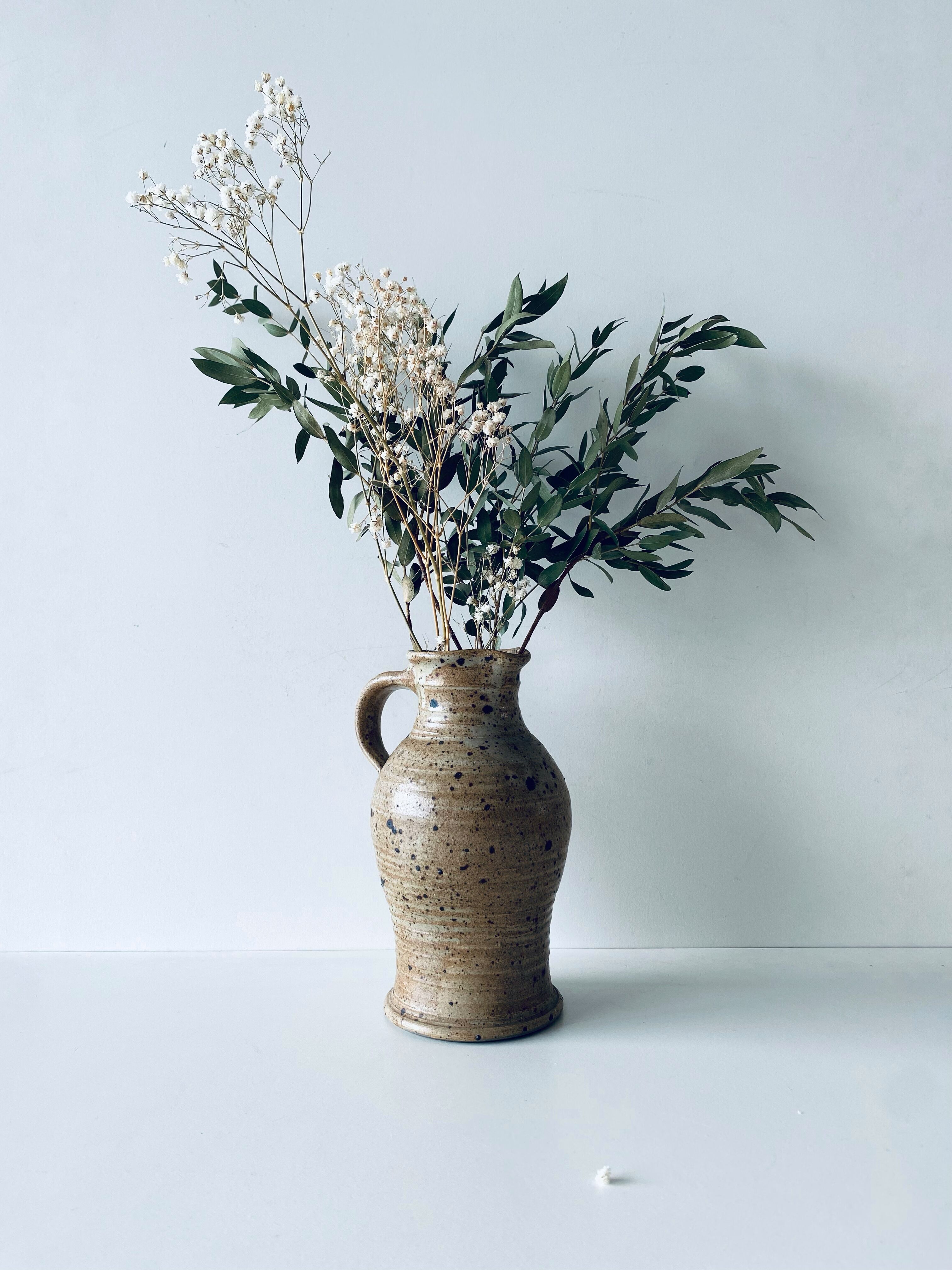 Pitcher in sandstone pyrity signed