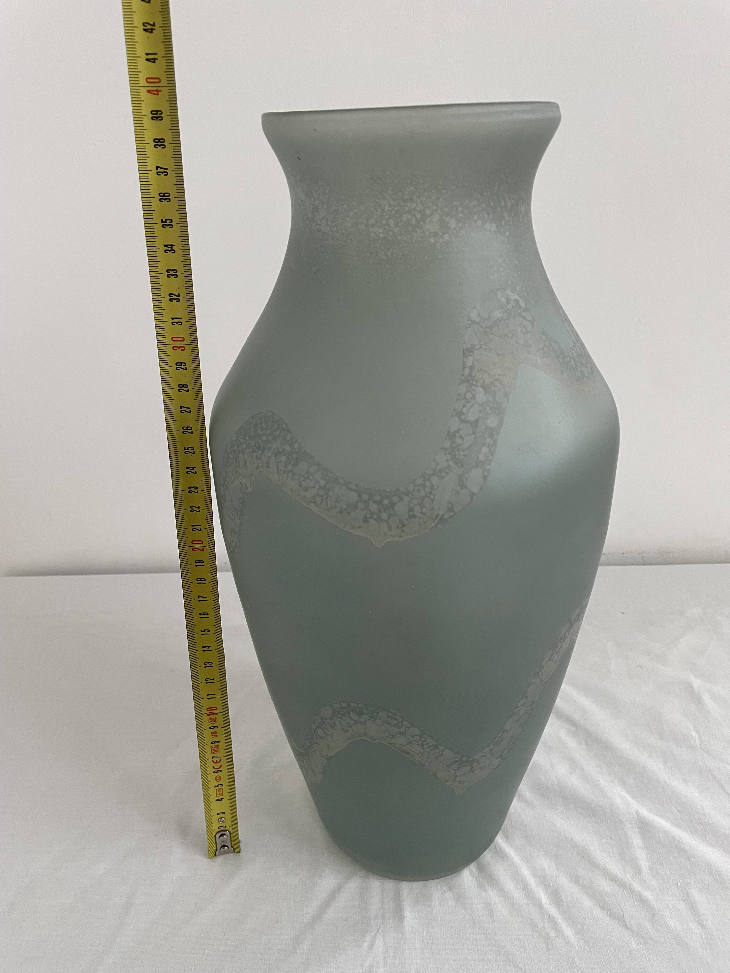 Large glass vase, Trait d'Union, gray-green tones, sandblasted vase decoration, elegant and chic
