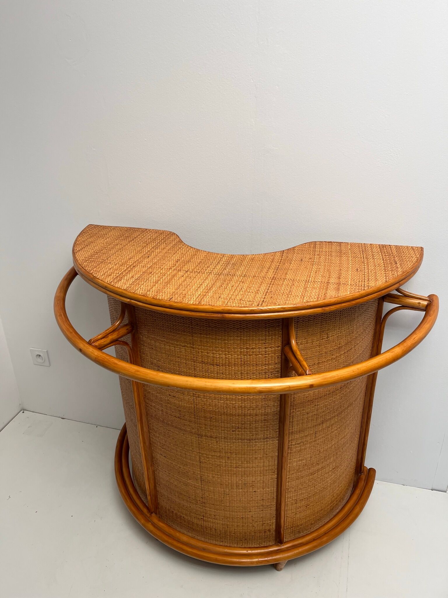 Rattan and bamboo bar and 3 stools from the 60s