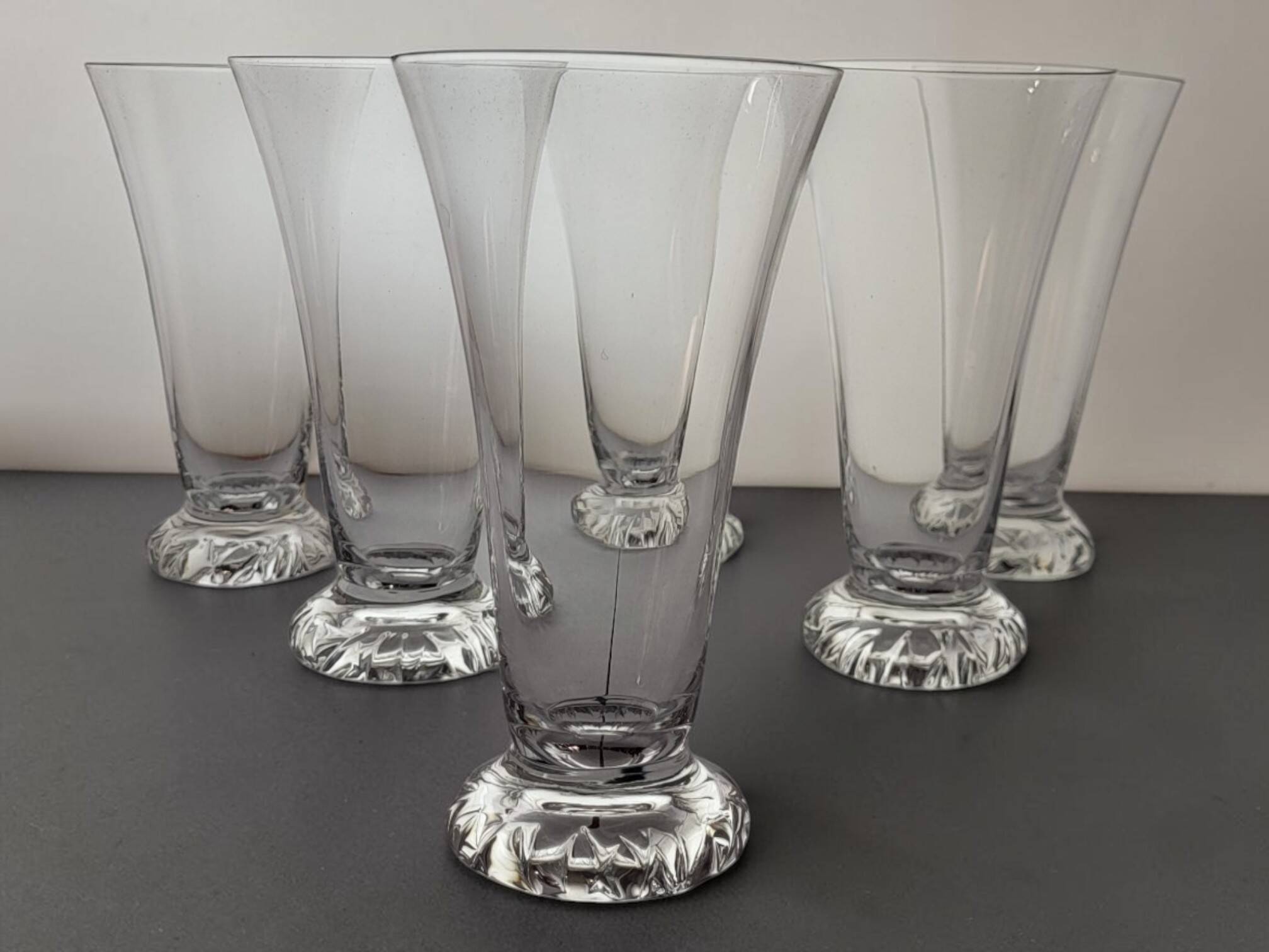 6 crystal flutes Daum, model "Kim", France