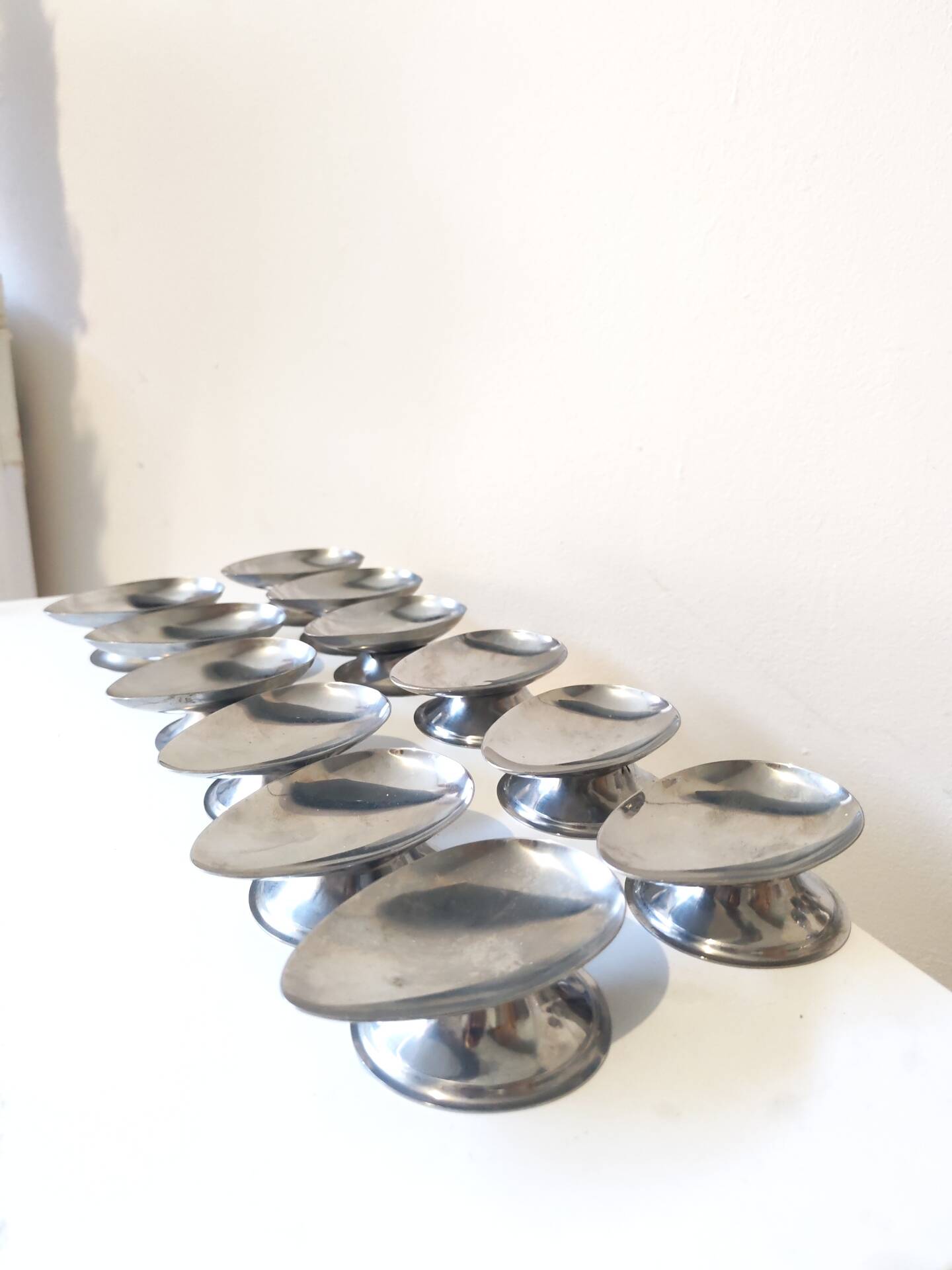 12 stainless steel chrome cups