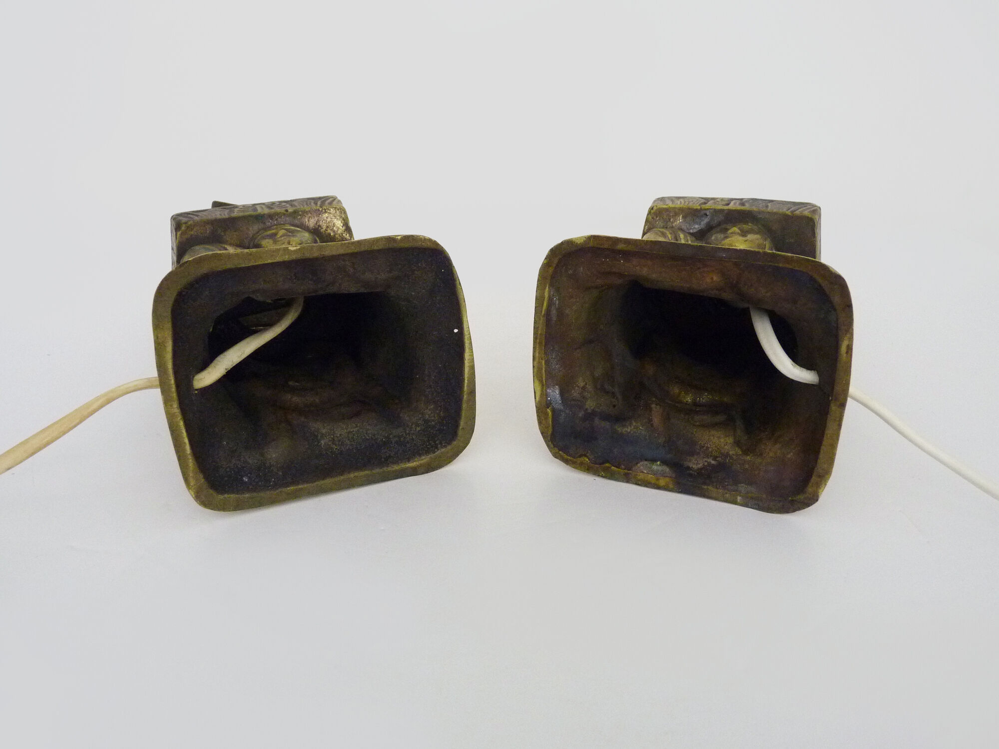 Pair of table lamps, Art Deco period bedside lamp, bronze and metal