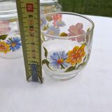10 vintage glasses with flower patterns