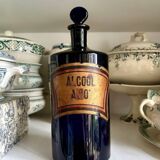 Flacon d'apothicaire alcool à 90° en verre bleu