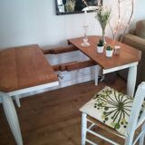 Art deco table