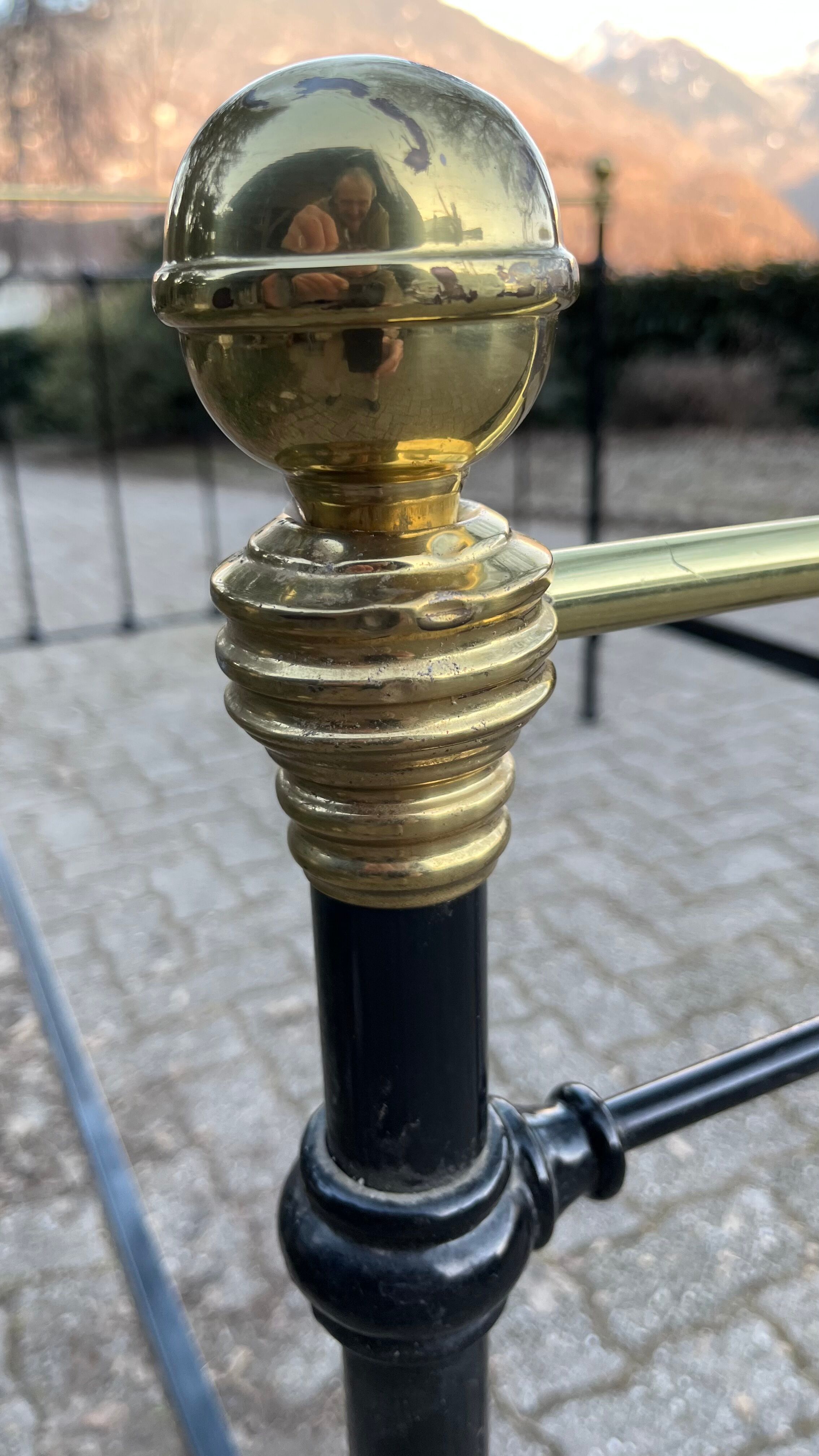 Antique bed 140x190 iron and brass