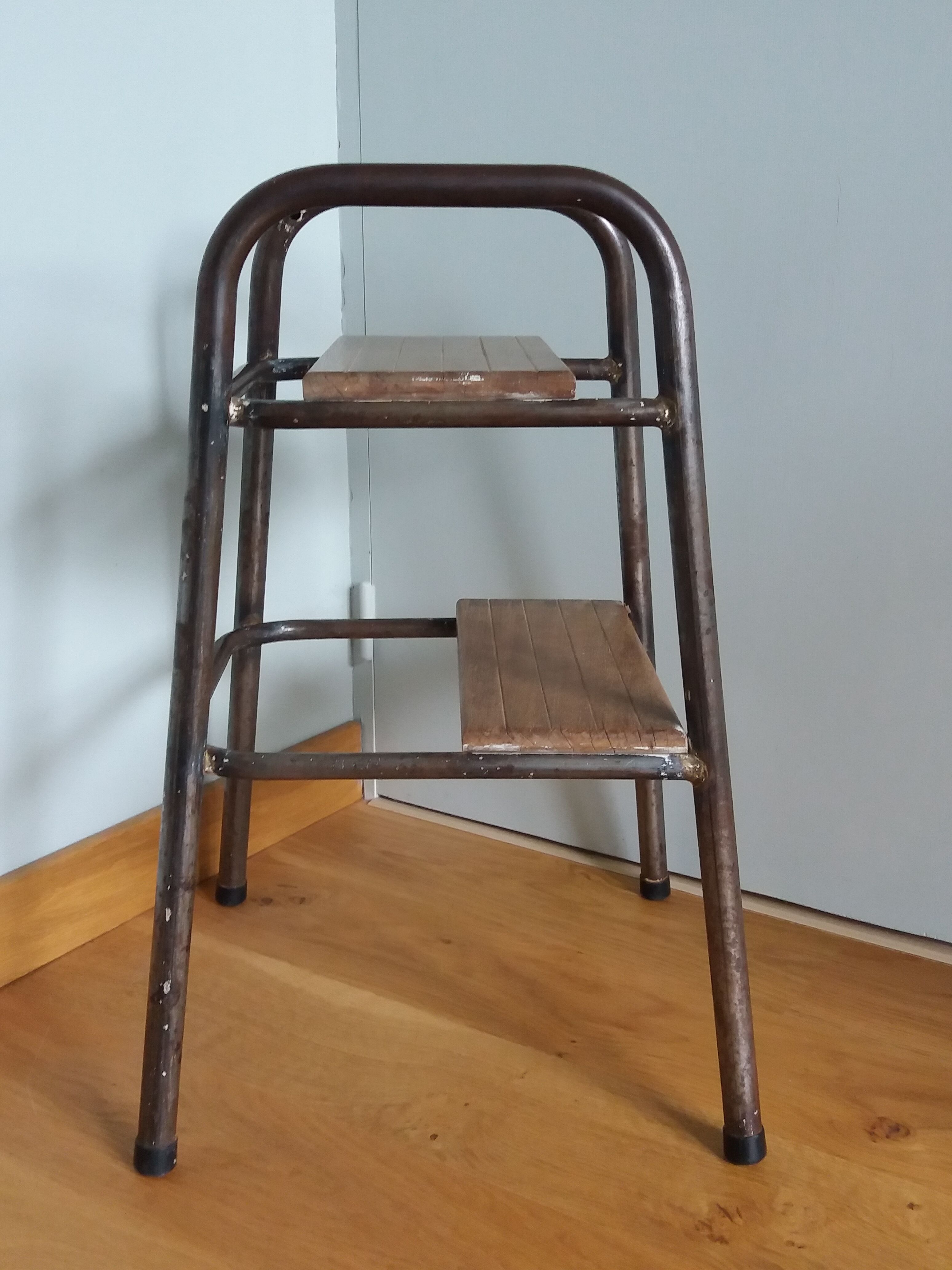 Stepladder workshop step