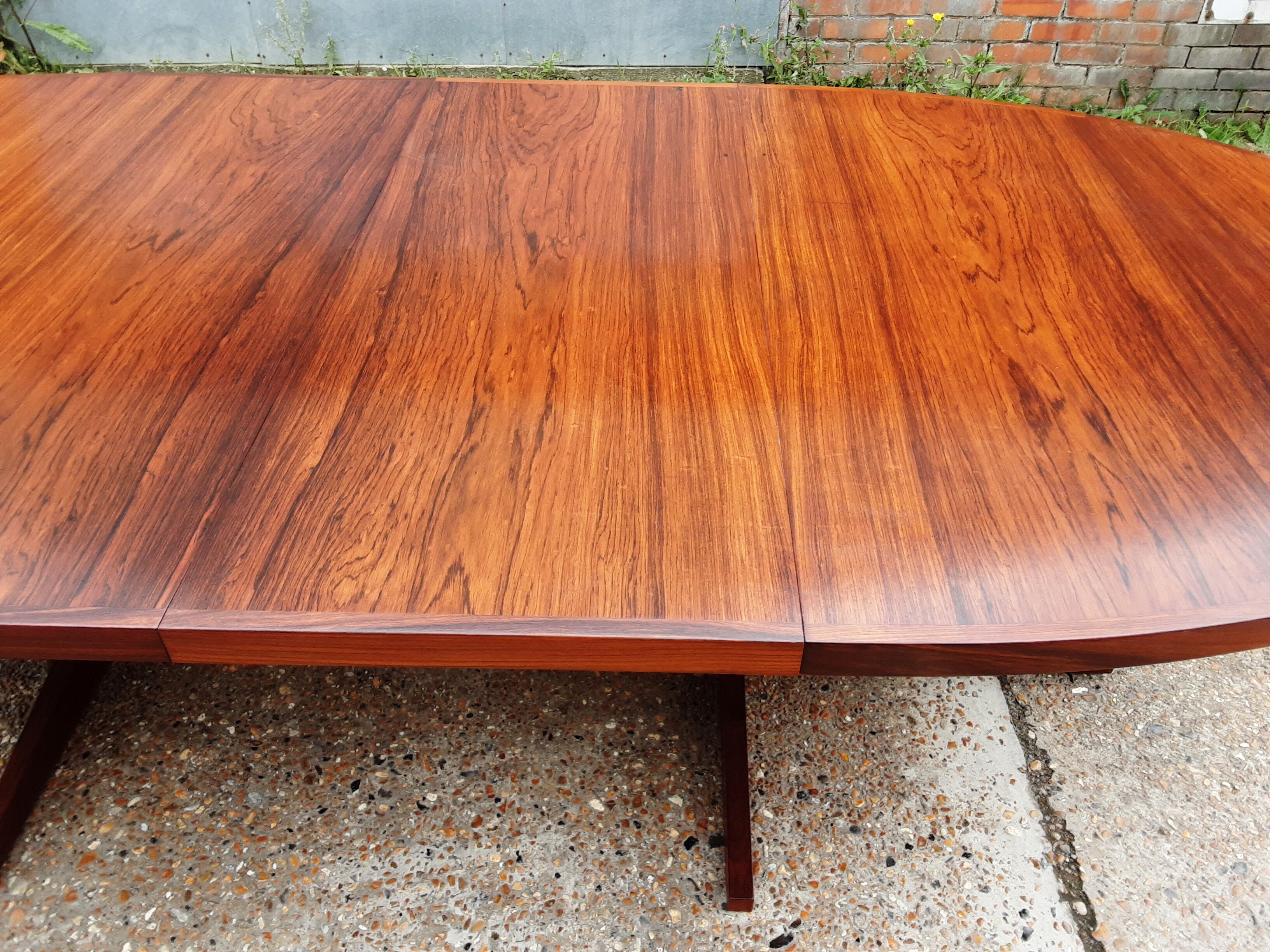 Mid century rosewood extendable dining table by John Mortensen