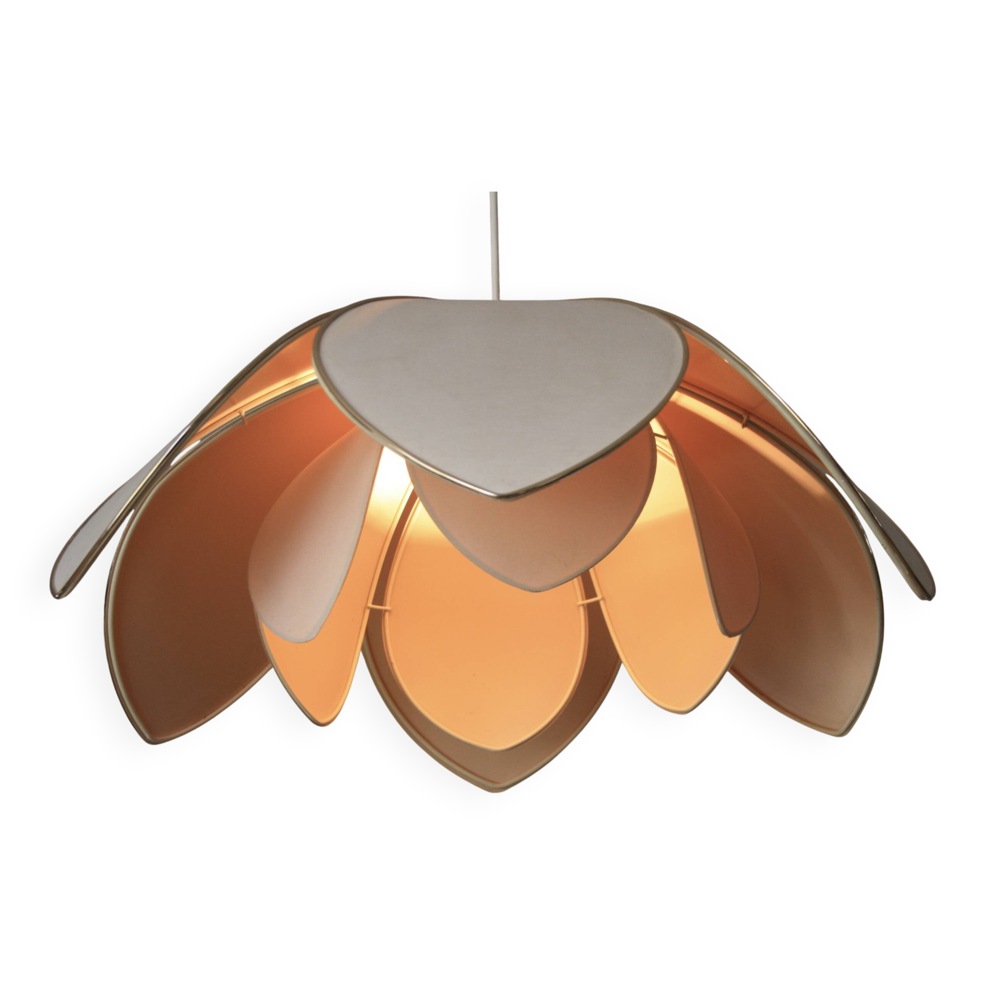 Lotus flower pendant, petals