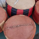 5 poufs