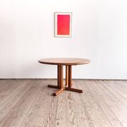 Table ronde extensible en teck de Dyrlund, Danemark
