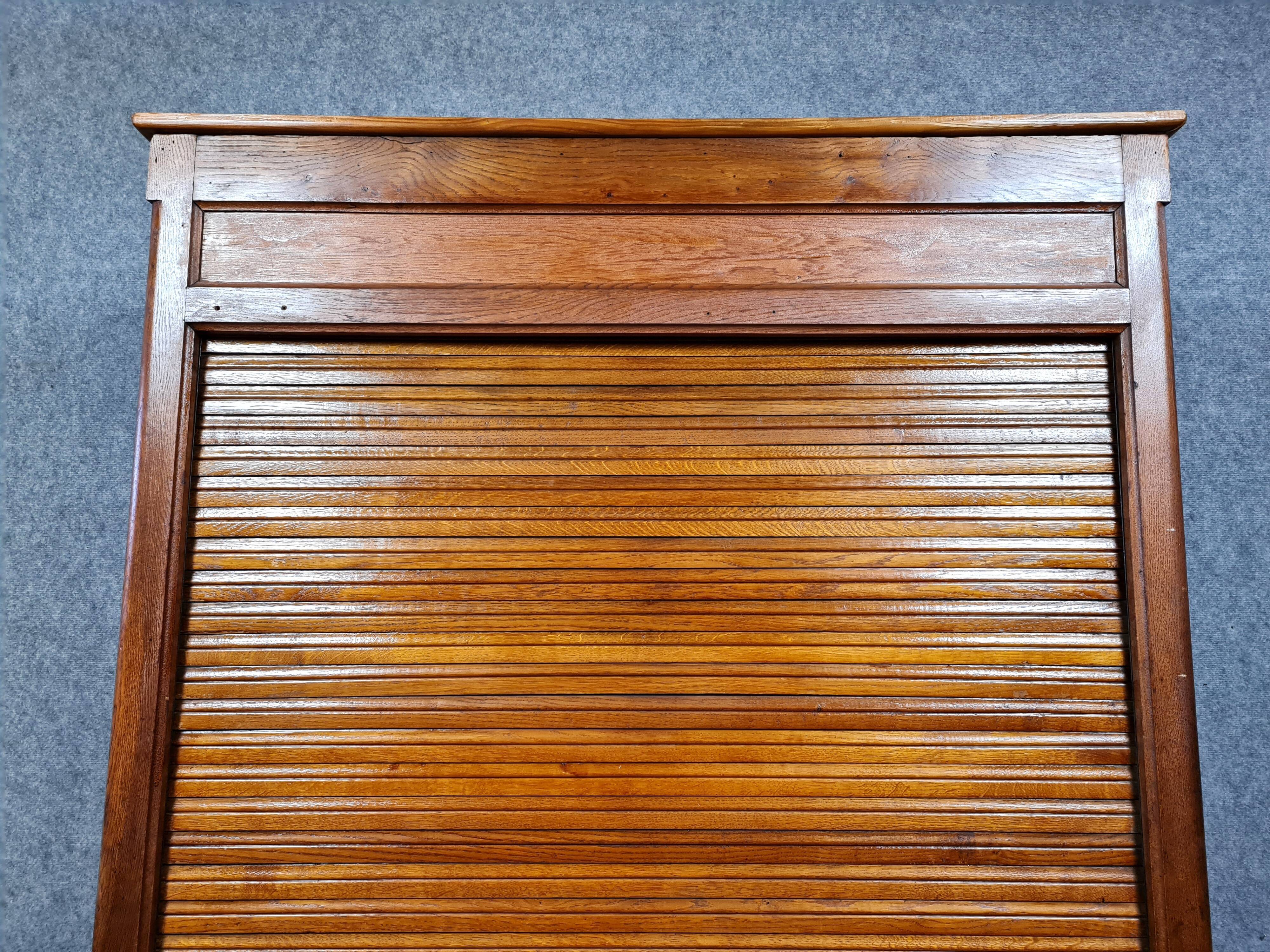 Oak curtain binder circa 1900