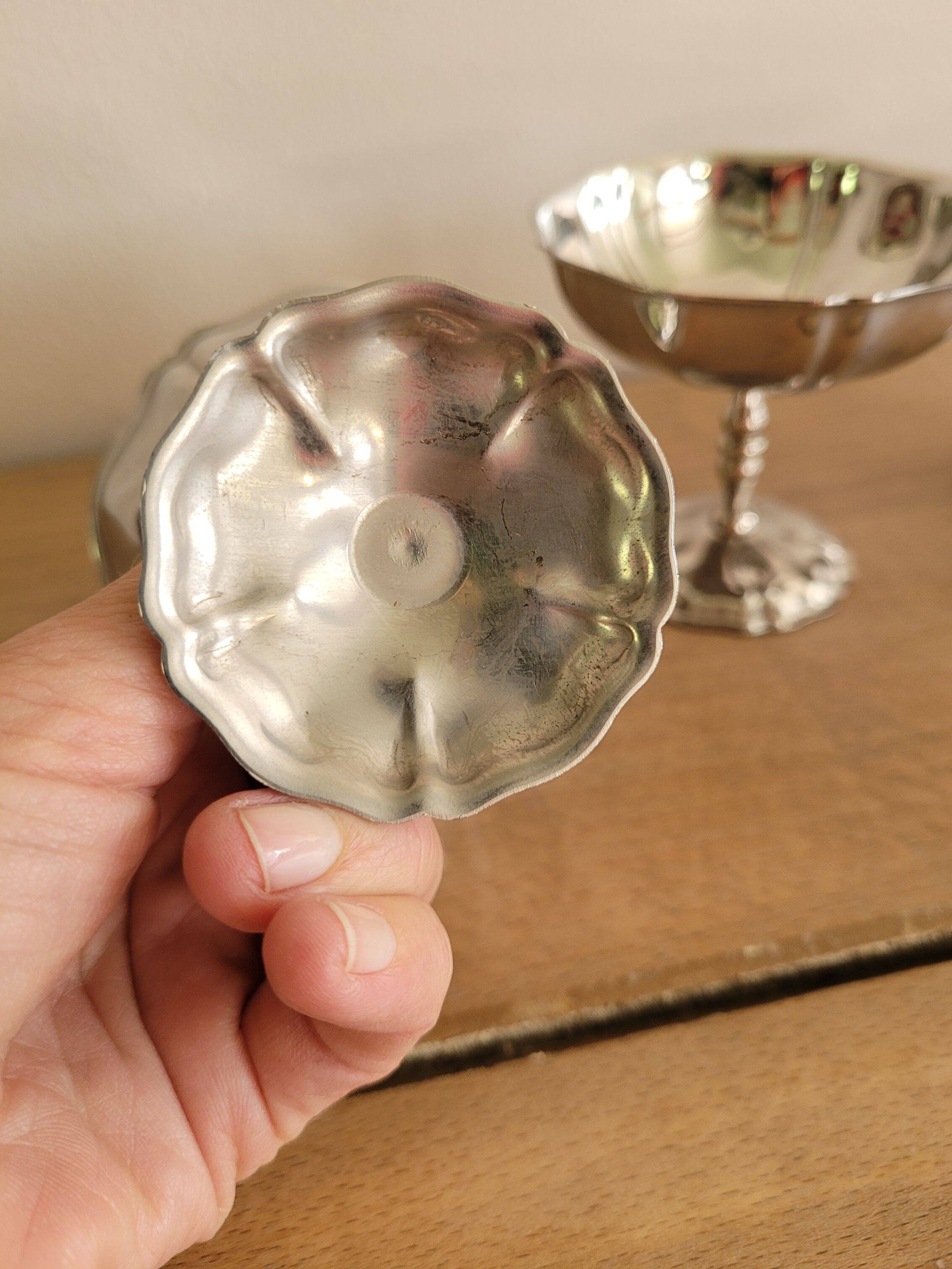 Vintage stainless steel flower bowls