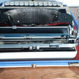 Functional blue typewriter