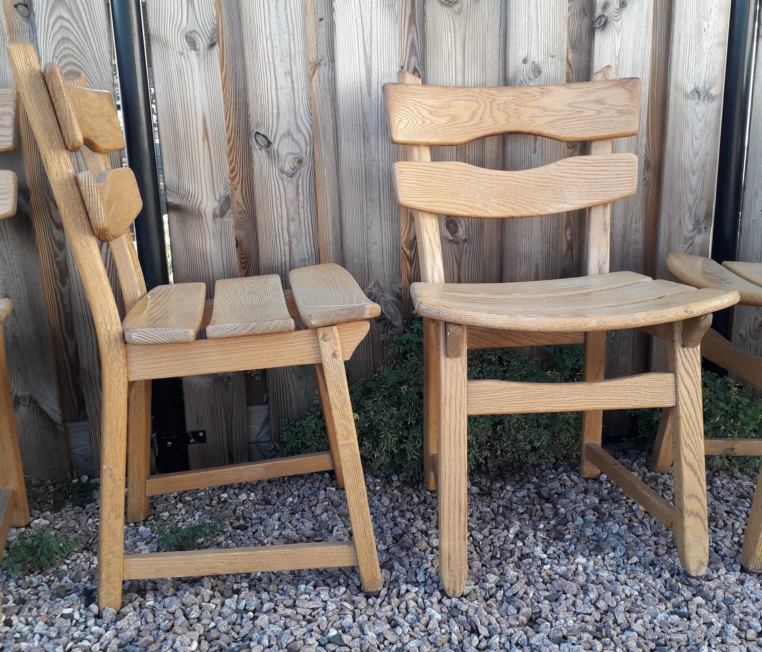 Set of 4 oak chairs