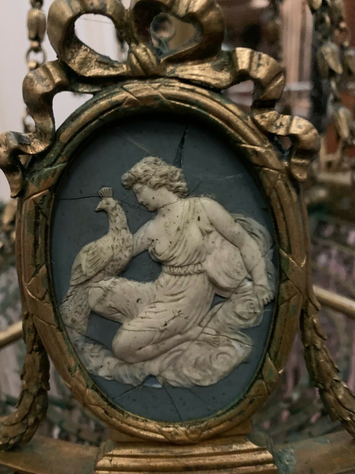 Louis XVI style chandelier in bronze and crystal pendants XIX Century