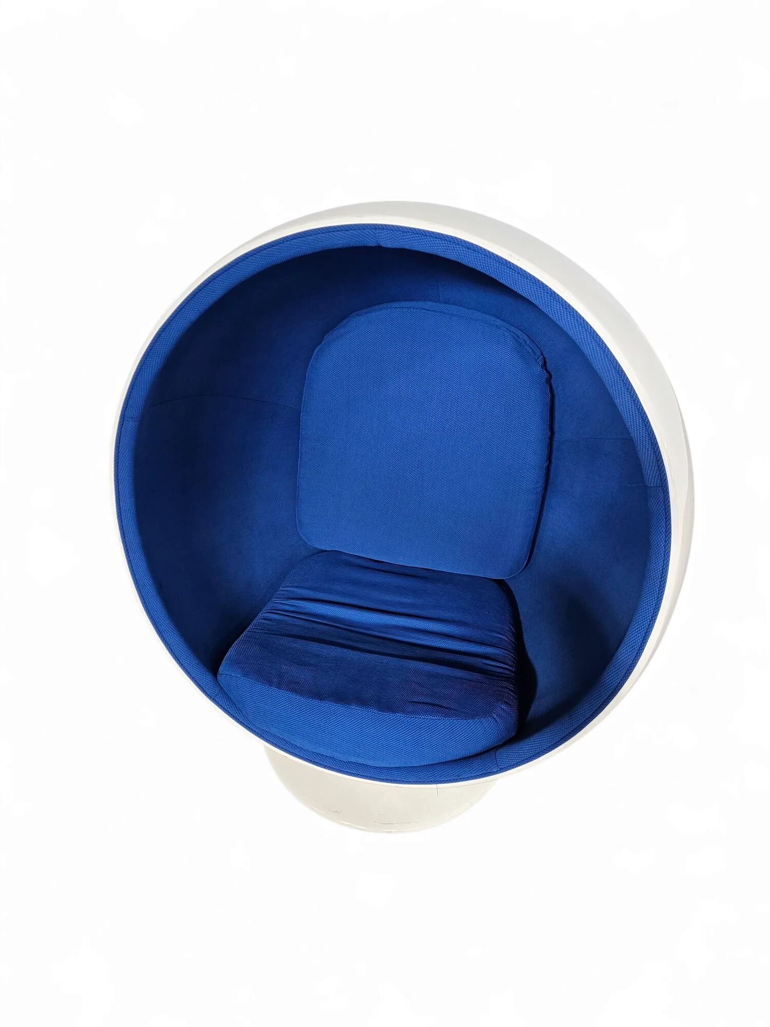 4 x fibreglass ball chair 1980s