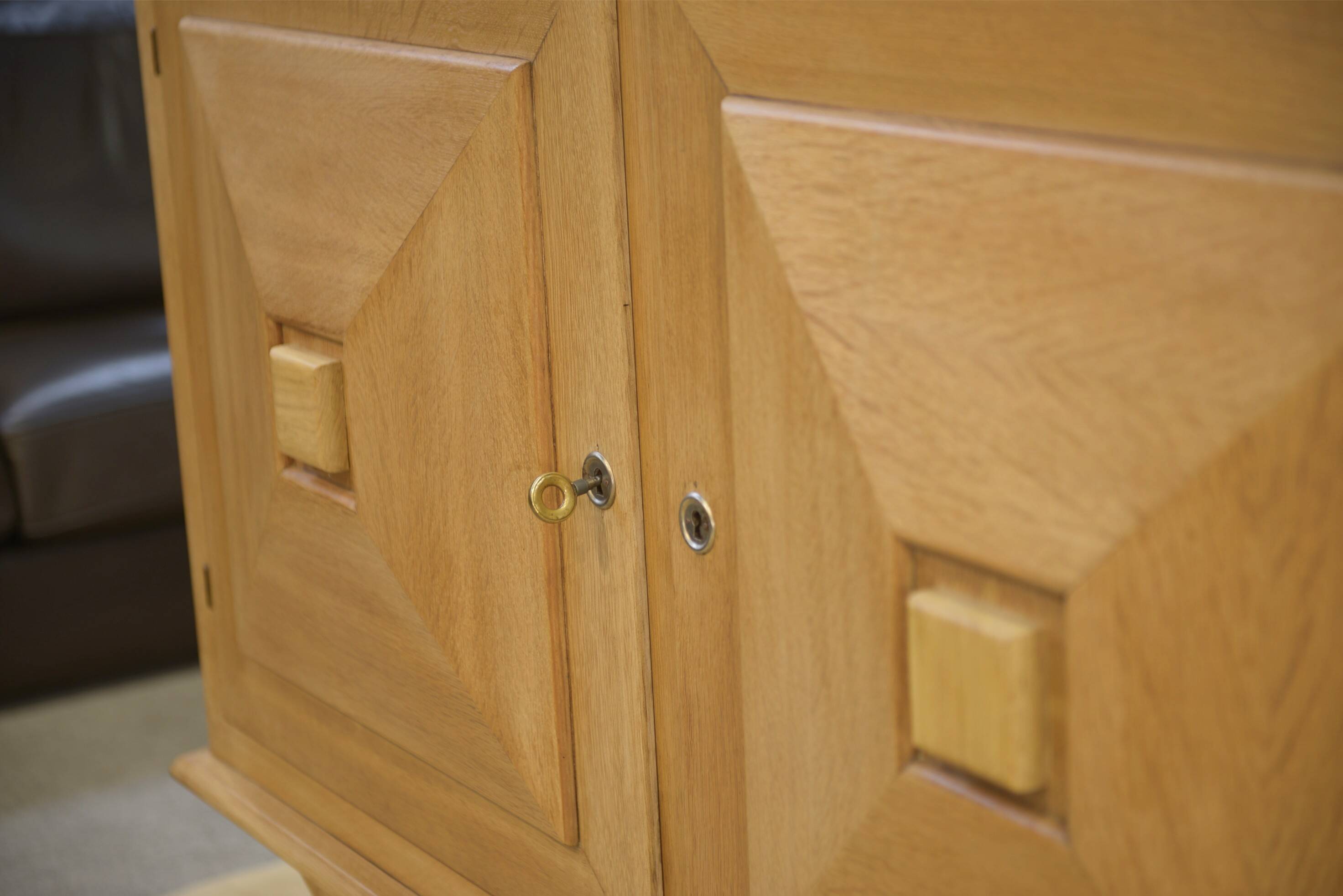Buffet 3 portes en chêne 1950’s