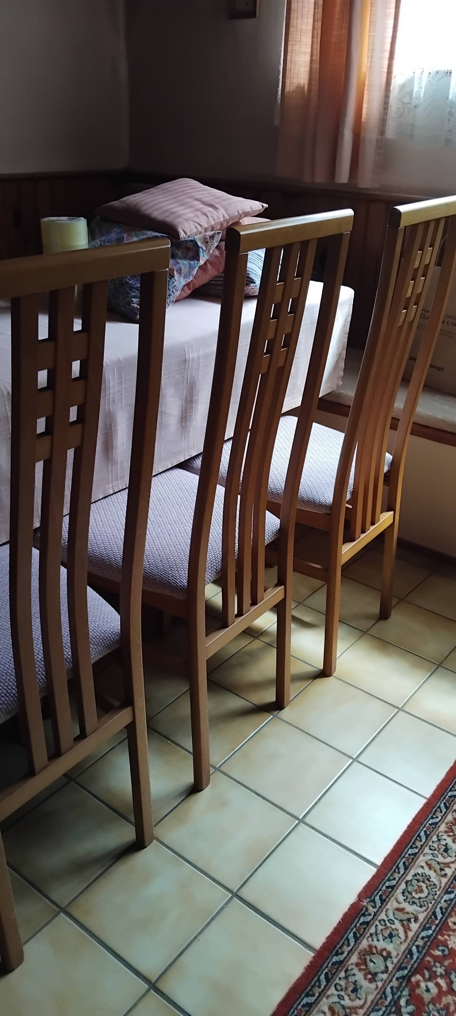 The 3 chairs