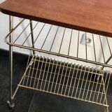 Roller tray for vinyl