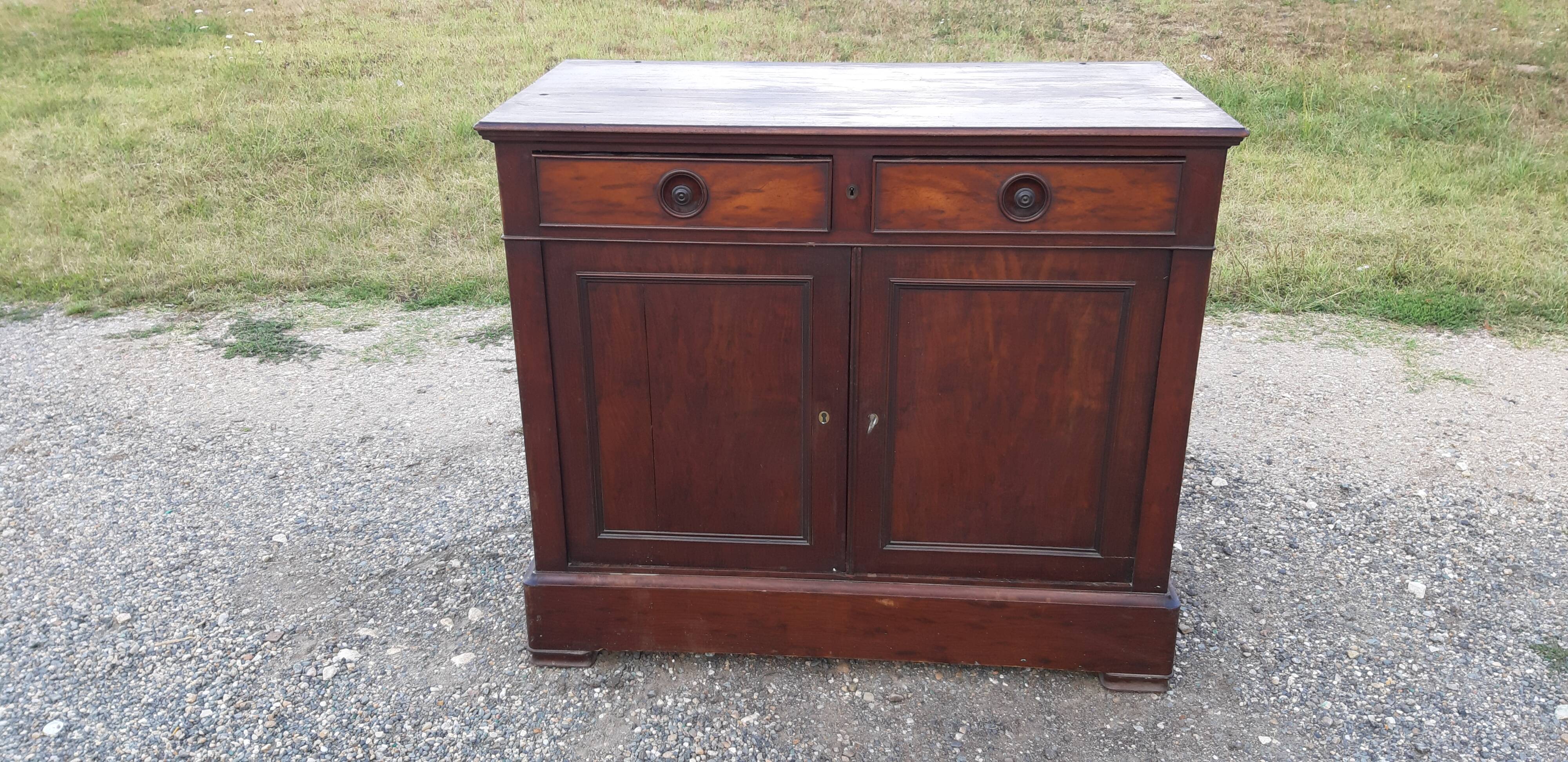 Parisian walnut buffet