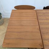 Henning Kjaernulf extendable table