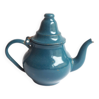 Enameled sheet metal teapot