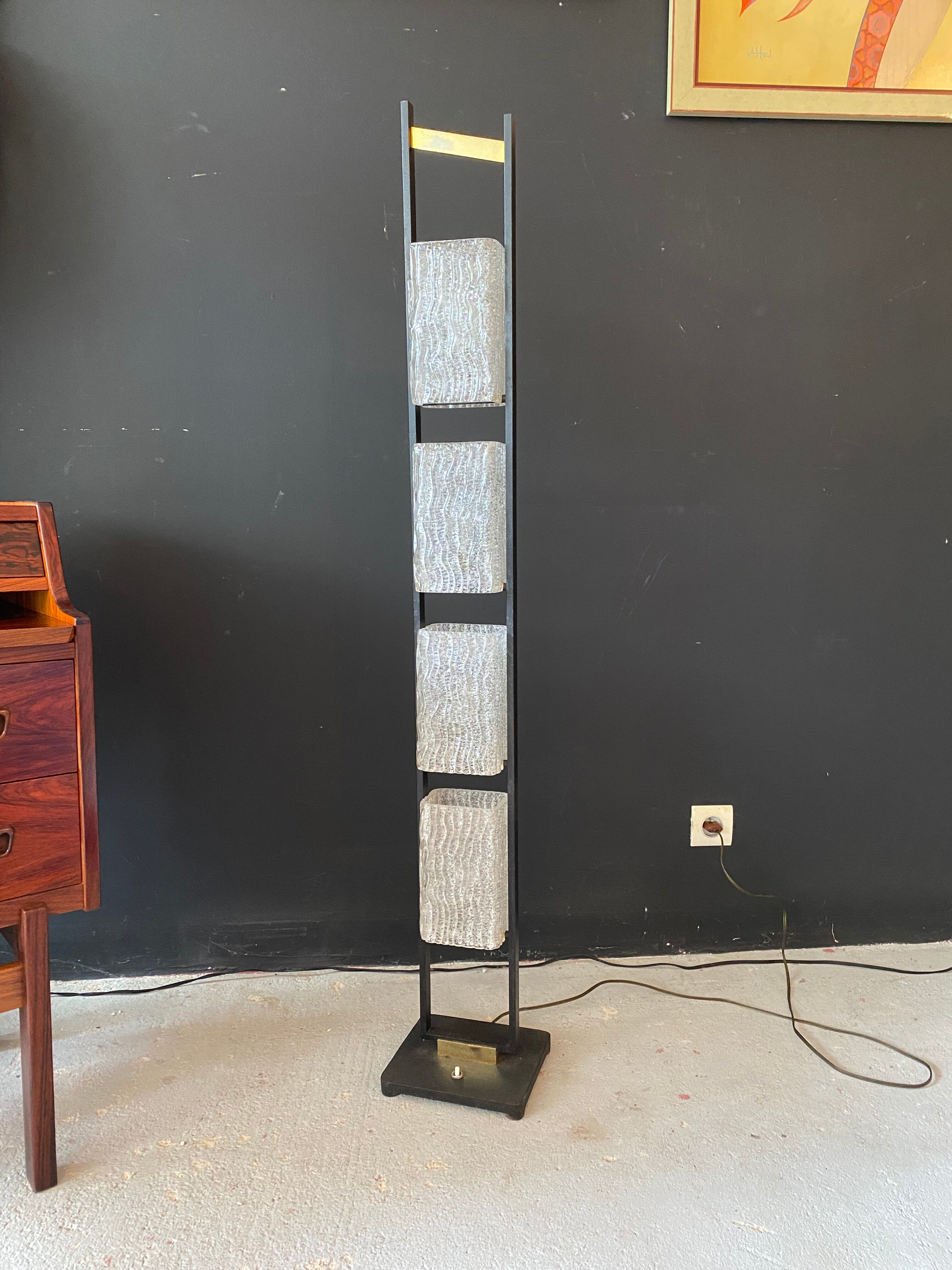 Arlus metal floor lamp and 4 glass lampshades - 1950