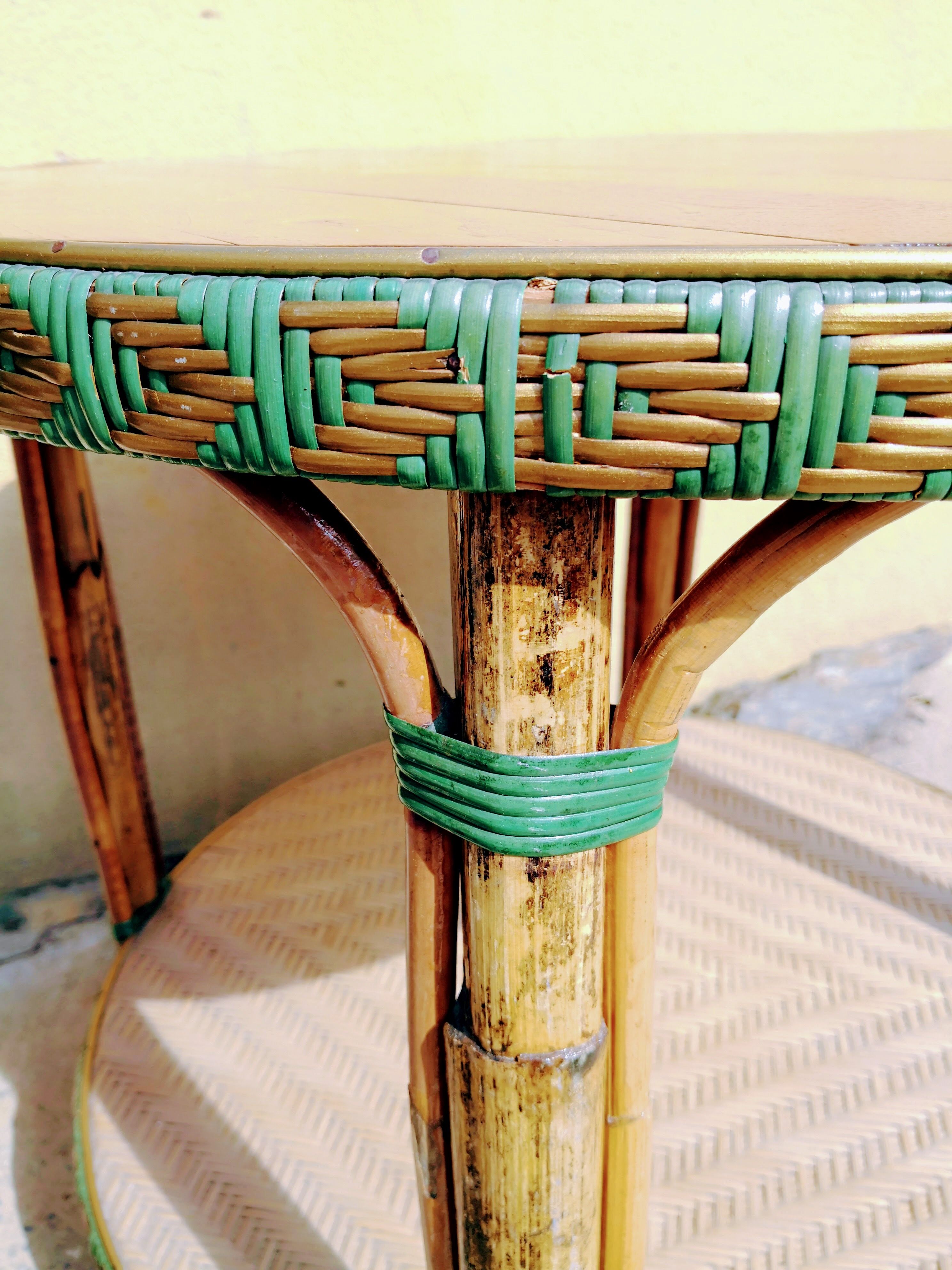 Rattan double tray table