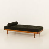 Danish teak daybed in thick boucle fabric, 1960s