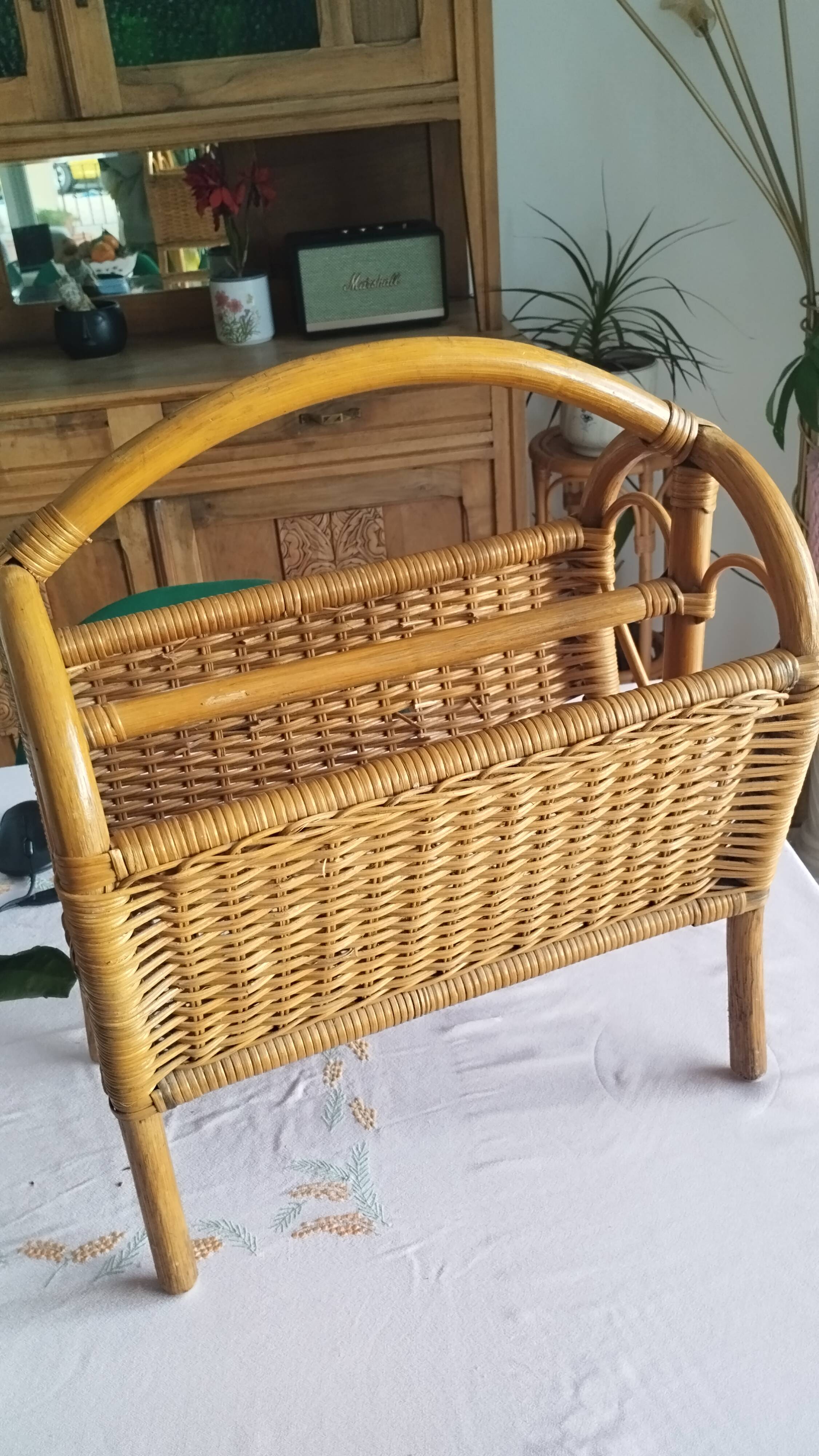 Rattan magazine rack