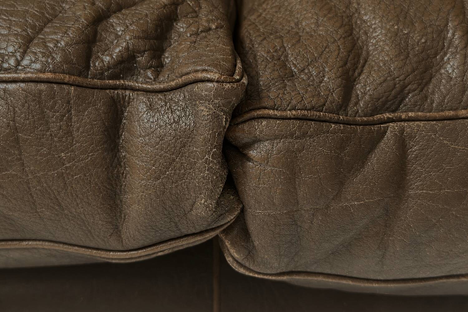 Mid-Century Modern Vintage Leather Cromwell Sofa by Arne Norell, 1960s