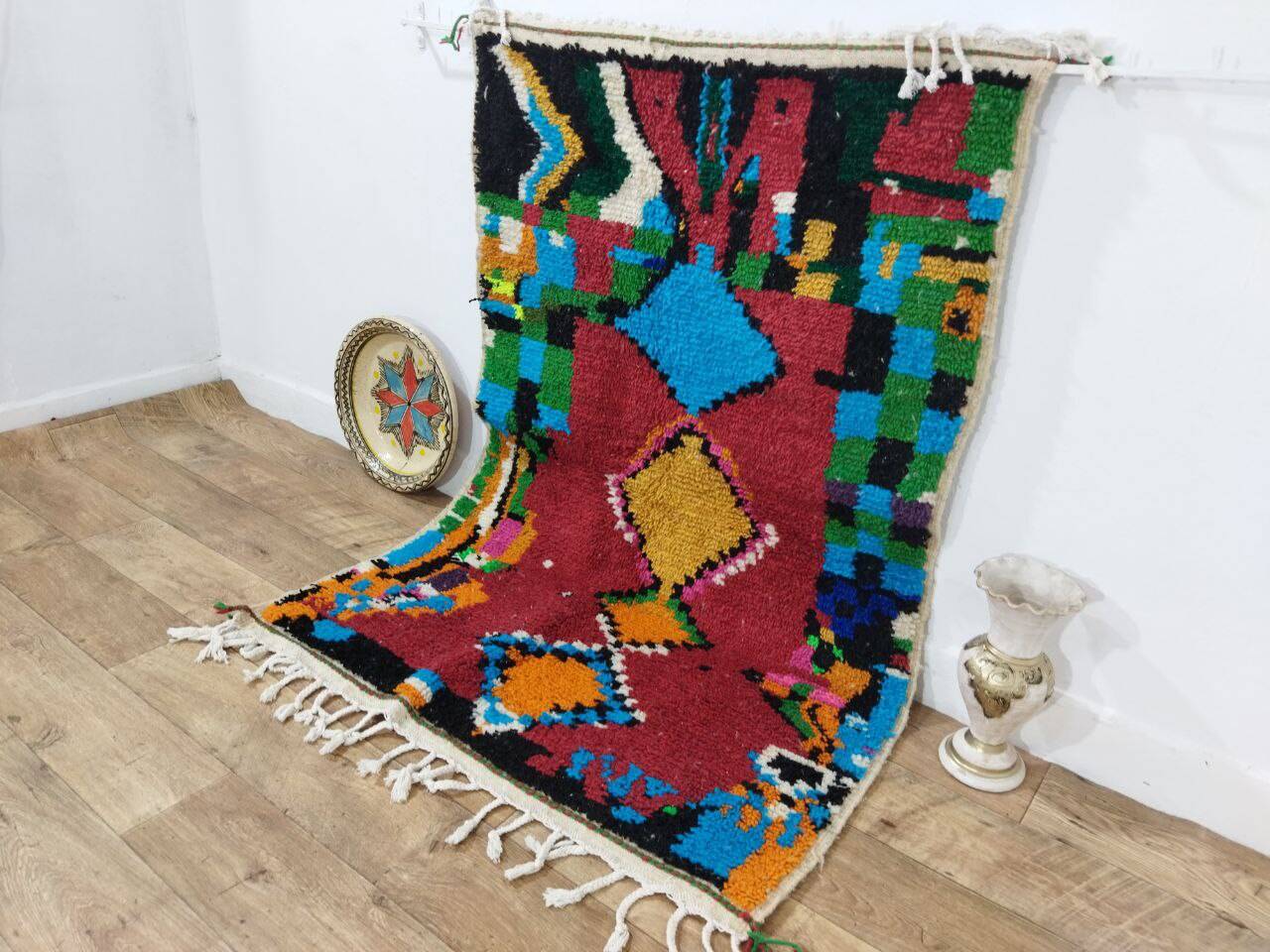 Handcrafted Moroccan Berber Rug 155 X 105 CM